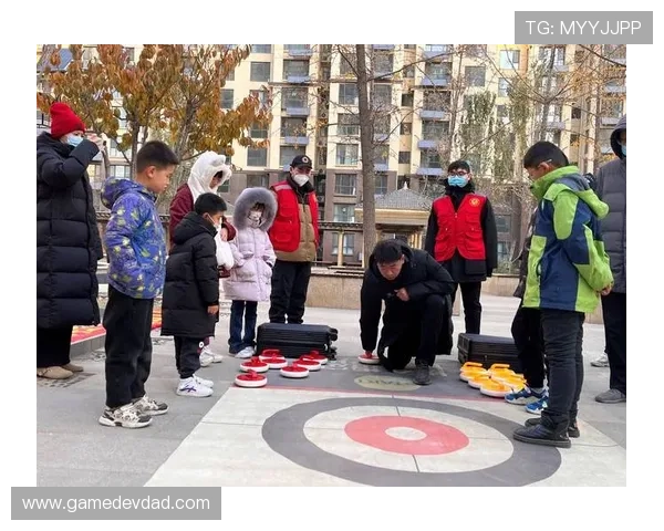 加入开心体育社区，与志同道合的运动爱好者共同分享运动心得与成长体验