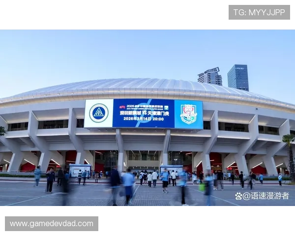 足球直播真人版引爆网络热潮，粉丝互动体验空前丰富